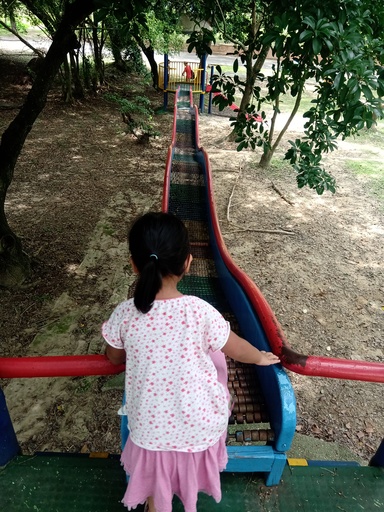滾輪滑梯@走馬瀨農場兒童遊戲區